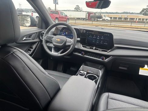 New 2026 Chevrolet Equinox LT w/ Convenience Package II image 22