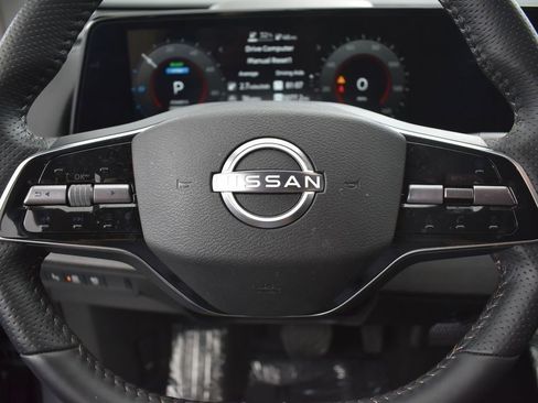 Used 2023 Nissan Ariya AWD image 30