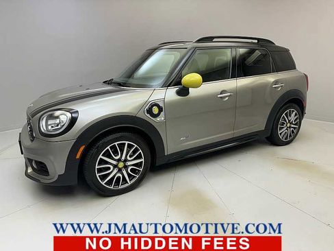 Used 2019 MINI Cooper Countryman SE image 1