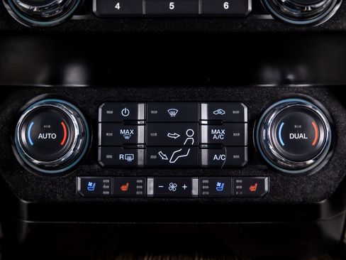 Used 2020 Ford F350 Lariat w/ Lariat Ultimate Package image 17