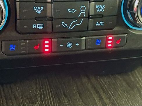 Used 2020 Ford F350 Lariat w/ Lariat Ultimate Package image 21