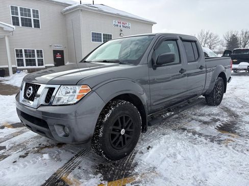 Used 2019 Nissan Frontier SV w/ Value Truck Package image 2
