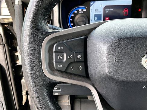 Used 2023 Ford Bronco Badlands w/ Sasquatch Package image 28