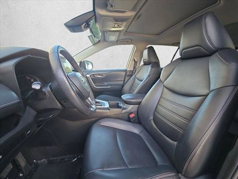 Used 2023 Toyota RAV4 XLE Premium FWD image 14