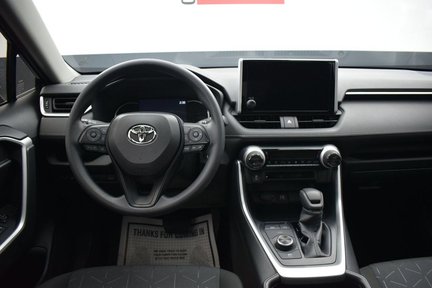 Used 2025 Toyota RAV4 XLE w/ Convenience Package AWD/4WD image 15