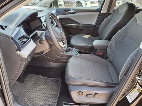 Used 2022 Volkswagen Taos SE image 21