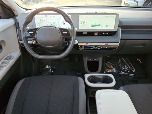 Certified 2024 Hyundai Ioniq 5 SEL AWD/4WD image 12