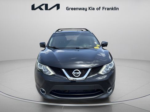 Used 2017 Nissan Rogue Sport SL FWD image 2