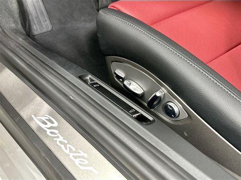 Certified 2024 Porsche 718 Boxster image 27