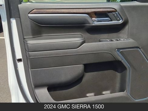 Used 2024 GMC Sierra 1500 Elevation AWD/4WD image 11
