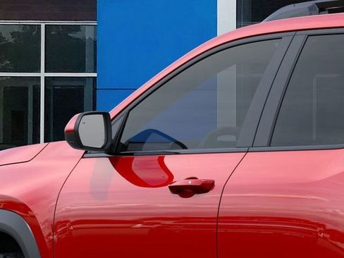 New 2026 Chevrolet Equinox ACTIV FWD image 12
