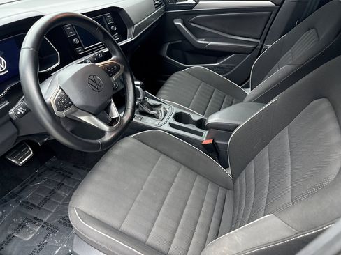 Used 2023 Volkswagen Jetta Sport FWD image 10
