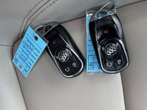 Used 2018 Buick Encore Essence AWD/4WD image 27