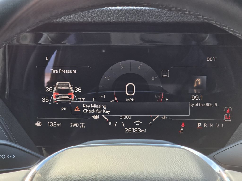 Used 2025 GMC Yukon Denali AWD/4WD image 15