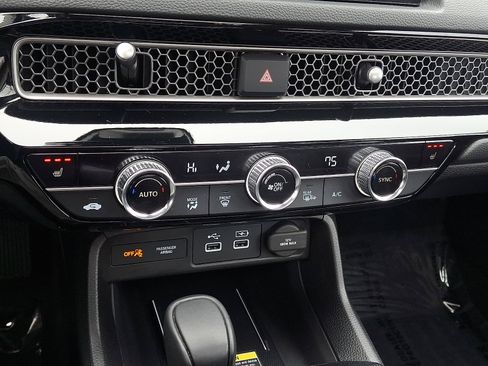 Certified 2023 Honda Civic Touring image 15