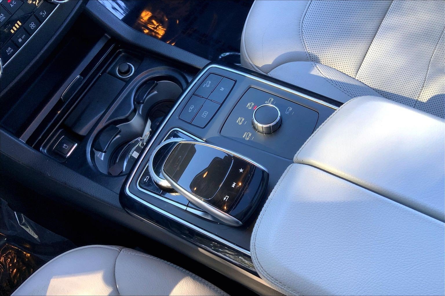 Used 2019 Mercedes-Benz GLS 450 4MATIC image 15