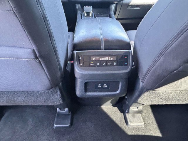 Used 2025 Nissan Pathfinder SV AWD/4WD image 17