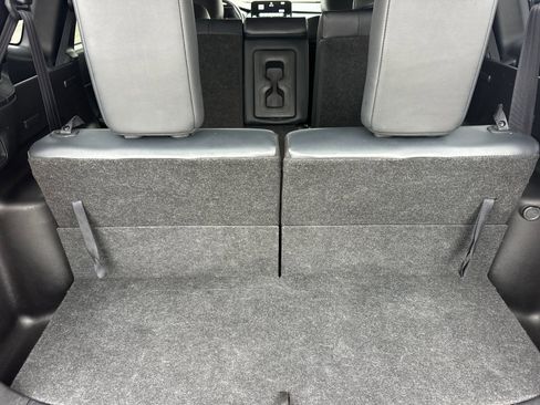 Used 2024 Mitsubishi Outlander SE Black Edition image 15