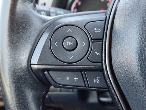 Used 2024 Toyota Camry SE image 16