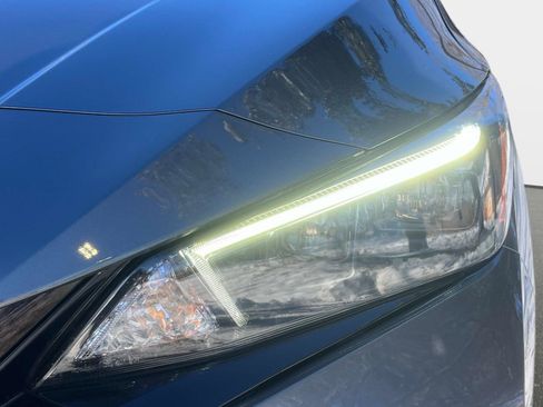 Certified 2024 Nissan Leaf SV Plus image 9