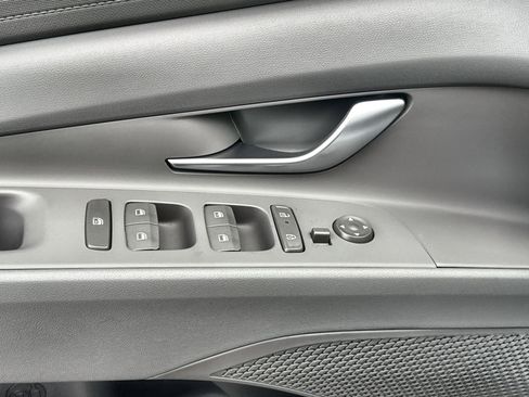 New 2026 Hyundai Elantra SE image 15