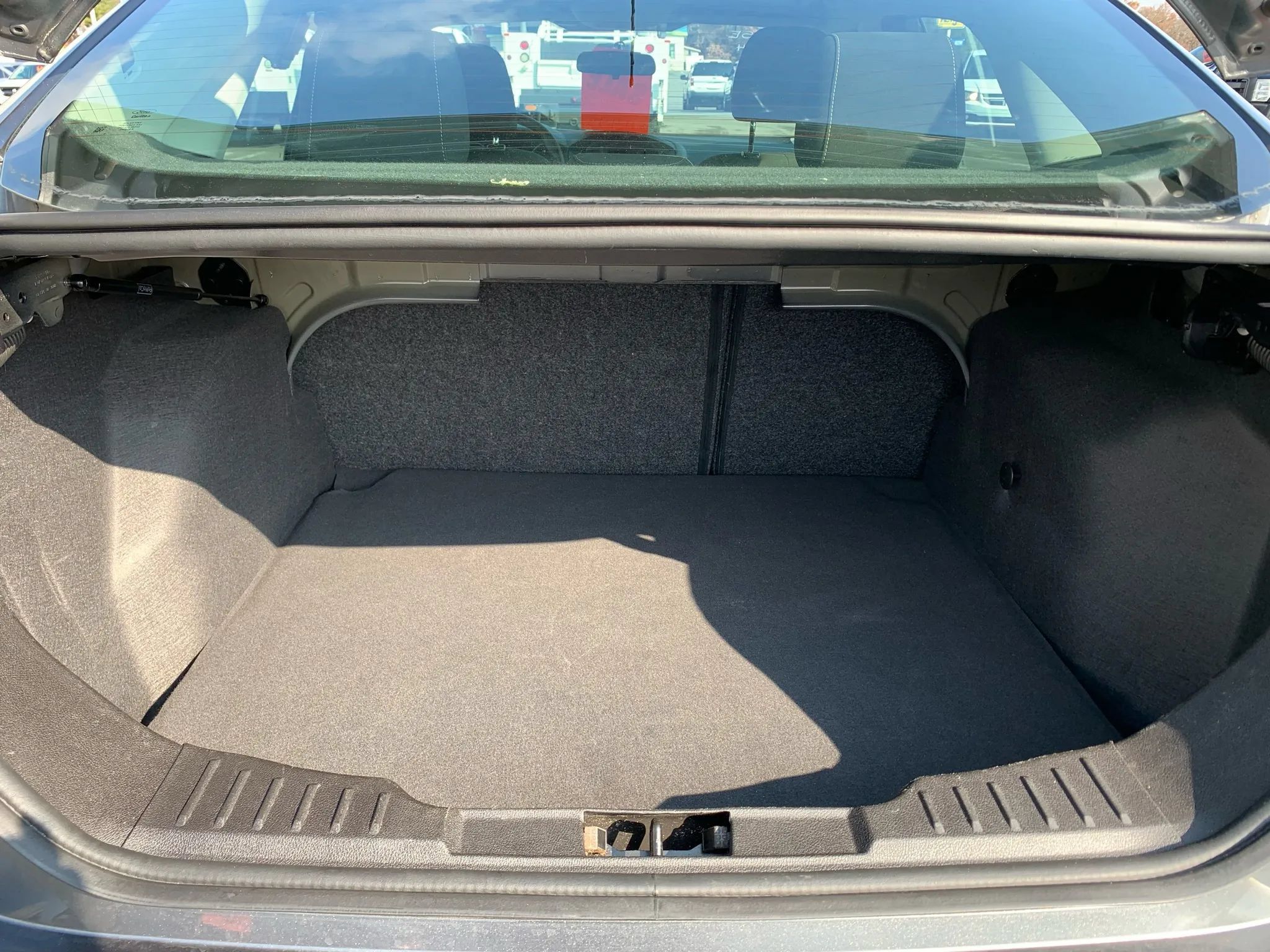 Used 2016 Ford Focus SE FWD image 29
