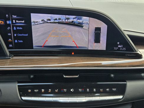 Used 2024 Cadillac Escalade Sport Platinum image 21