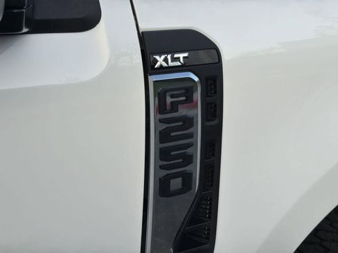 Used 2024 Ford F250 XLT image 31