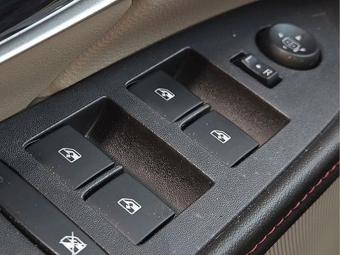 Used 2014 GMC Terrain SLE image 16