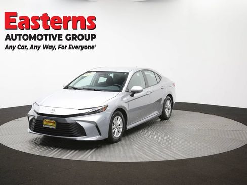 Used 2025 Toyota Camry LE FWD image 53