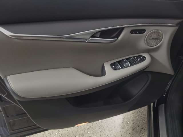 Certified 2025 INFINITI QX50 Luxe AWD/4WD image 36