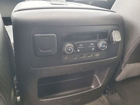 Used 2017 Chevrolet Tahoe Premier image 16