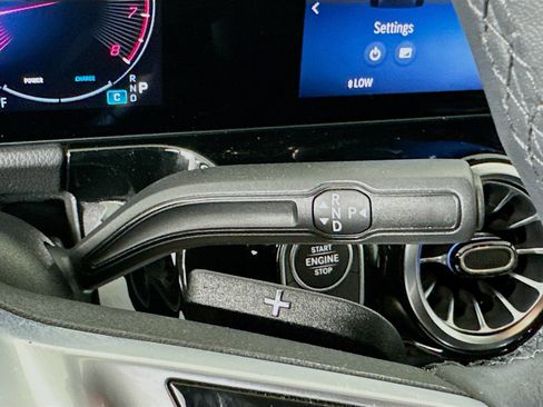 Used 2025 Mercedes-Benz GLA 250 image 24