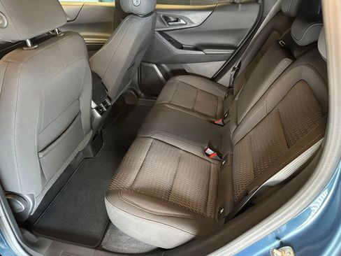 Used 2025 Chevrolet Equinox LT AWD/4WD image 19