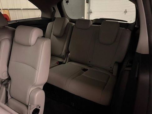 Used 2024 Honda Odyssey Touring image 11