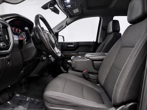 Used 2019 Chevrolet Silverado 1500 LT w/ Convenience Package AWD/4WD image 15