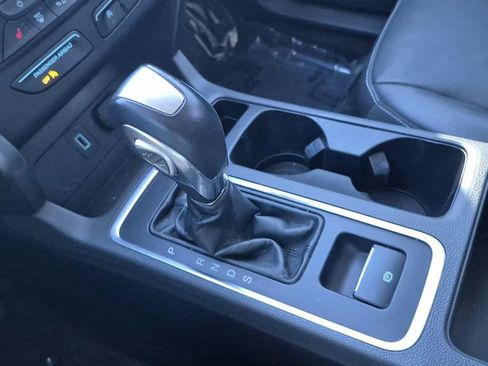 Used 2018 Ford Escape SEL image 25