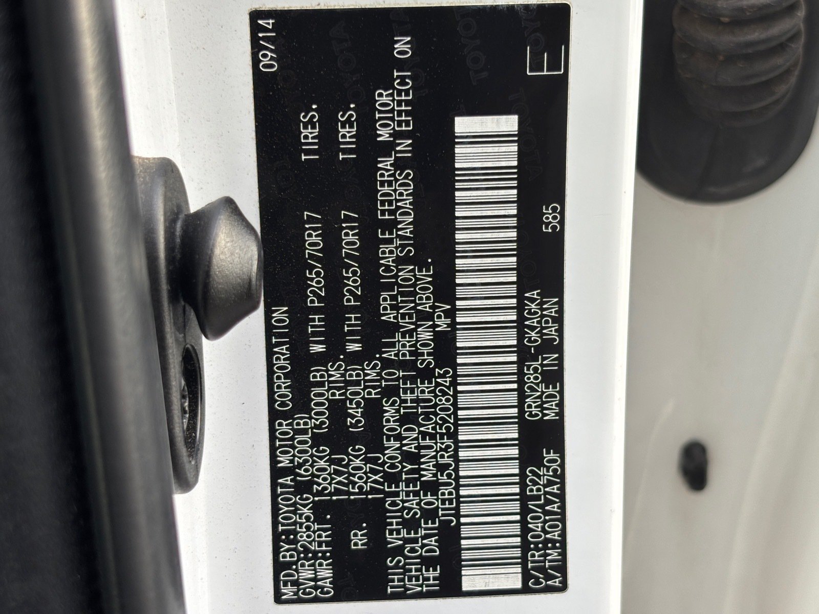 Used 2015 Toyota 4Runner SR5 Premium AWD/4WD image 10