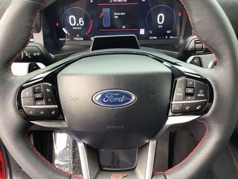 Used 2025 Ford Explorer ST AWD/4WD image 29