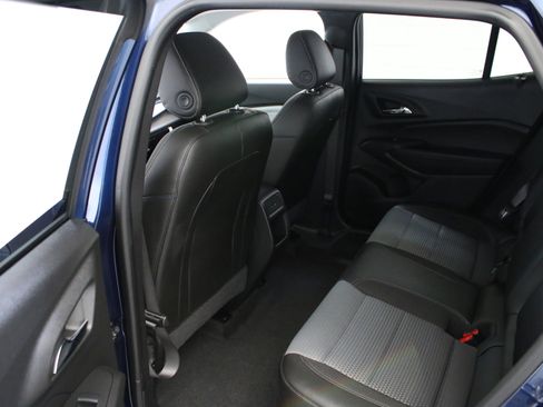 Used 2024 Chevrolet Trax LT w/ Driver Confidence Package FWD image 26