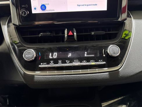Used 2023 Toyota Corolla LE FWD image 26