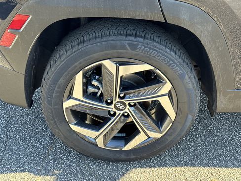 Used 2022 Hyundai Tucson Limited image 17