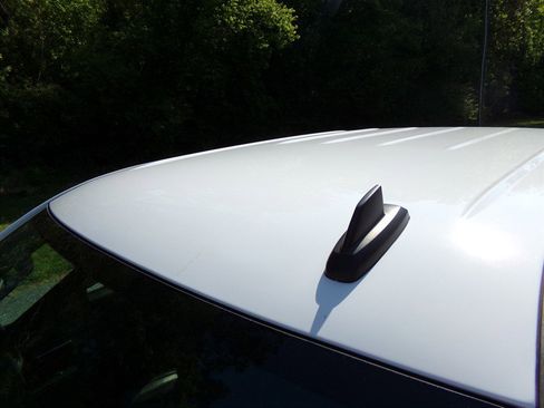 Used 2018 Chevrolet Silverado 1500 LTZ w/ Sport Package AWD/4WD image 10