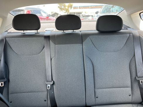 Used 2025 Kia K4 FWD image 39