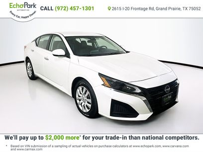 Used 2023 Nissan Altima 2.5 SV