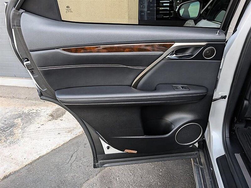 Used 2018 Lexus RX 450h AWD w/ Premium Package image 25