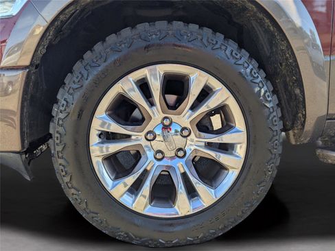 Used 2018 RAM 1500 Laramie Longhorn w/ Longhorn Southfork Package image 10