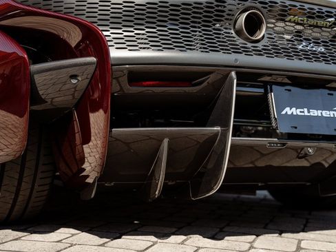 Used 2021 McLaren Elva image 14