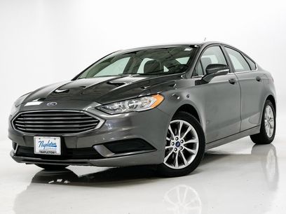 Used 2017 Ford Fusion SE