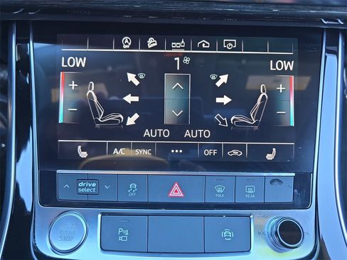 Used 2019 Audi Q8 Premium w/ Convenience Package image 27